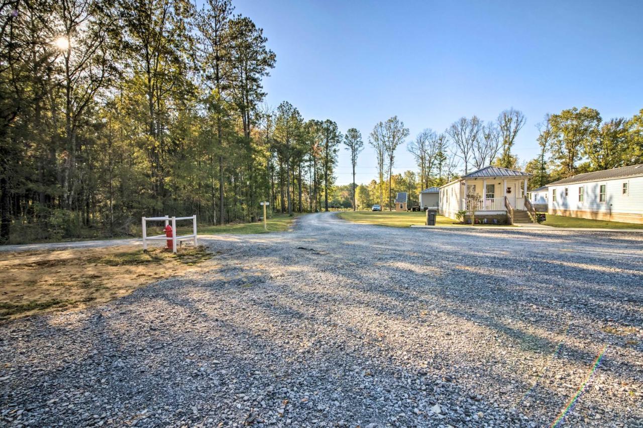 Chic Cottage Retreat With Grill, 2 Mi To Msu! Старквилл Экстерьер фото